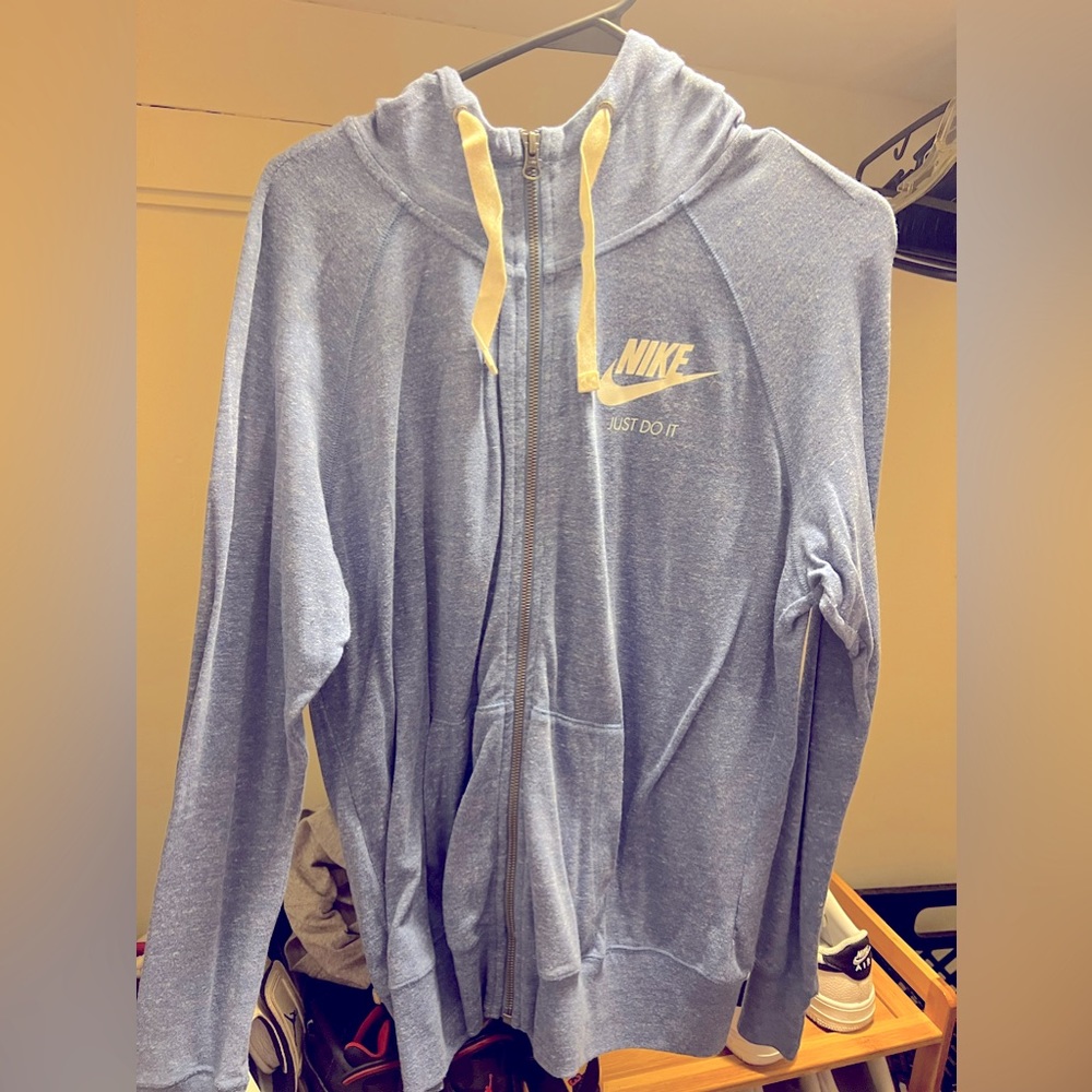 Nike Sweater